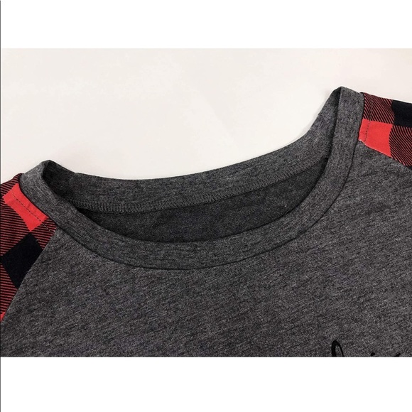 🆕🎅🏽 You Serious Clark? Christmas Vacation women’s top buffalo plaid slee… - Picture 4 of 6